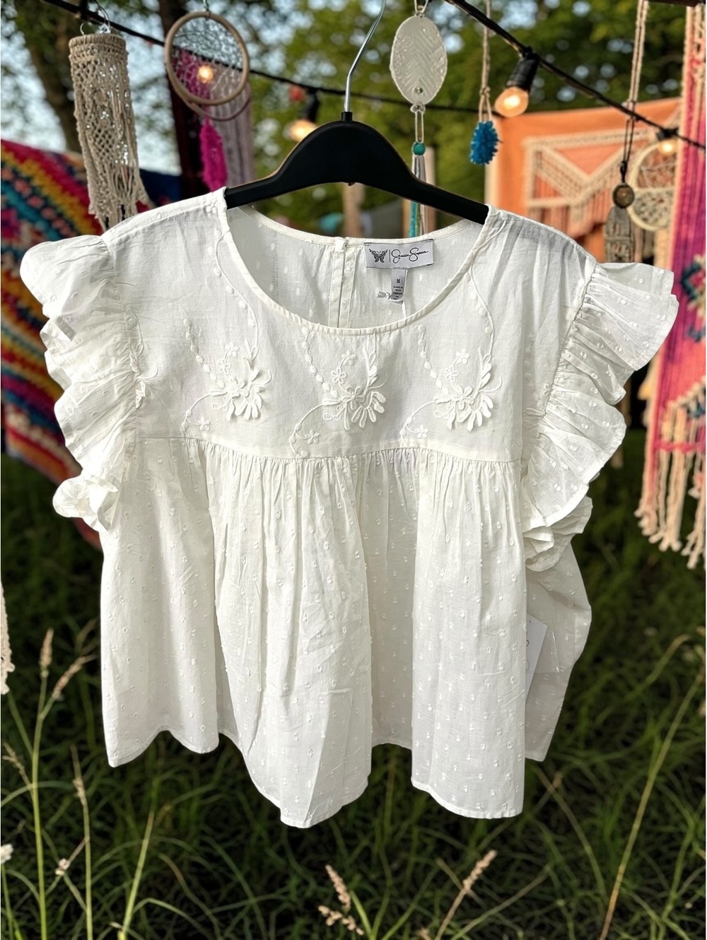 Jessica Simpson White Embroidered Swiss Dot Babydoll Flutter Sleeve Top M NWT